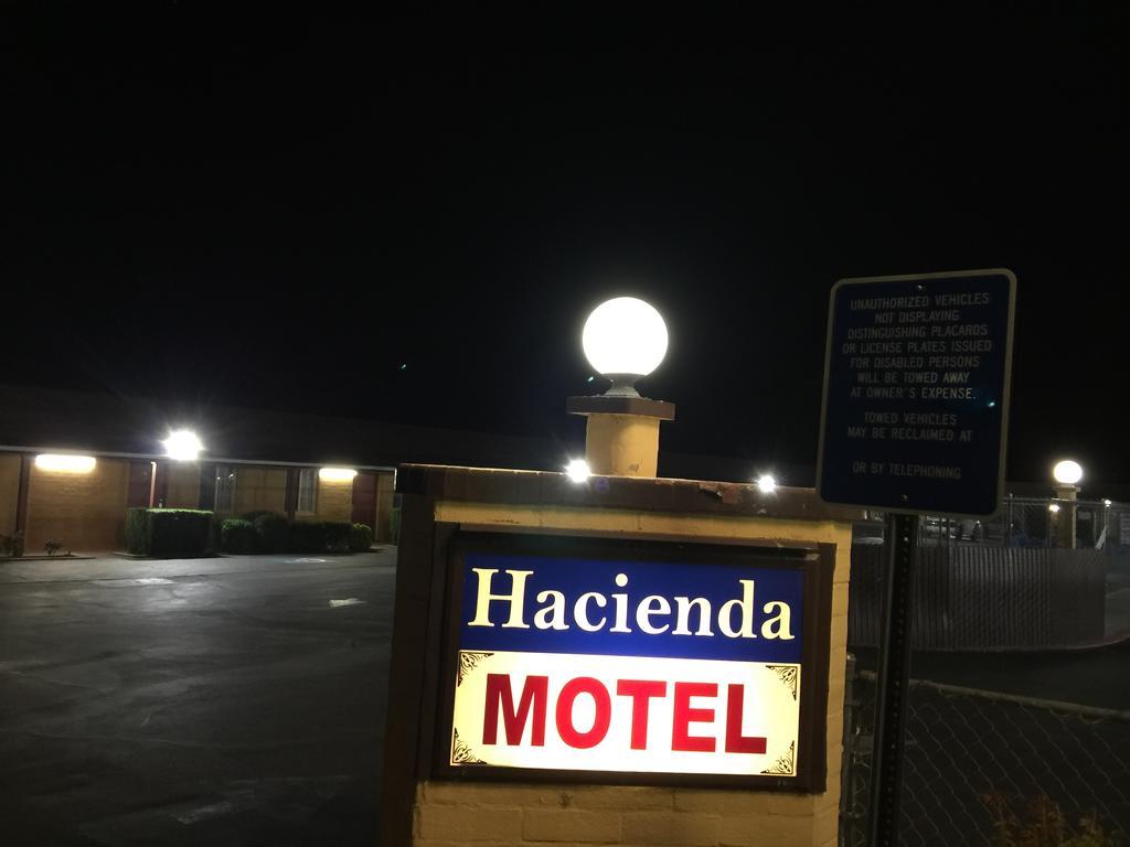 Hacienda Motel San Jacinto Exterior photo